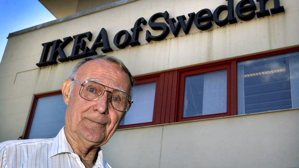 Archive photo of IKEA founder Ingvar Kamprad in front of the company's headquarters in Almhult, Sweden. Photo: TT Press Agency