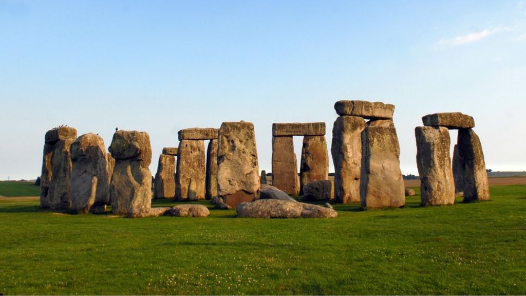 stonehenge-is-an-ancient-lego-set-scientists-say-great-lakes-ledger